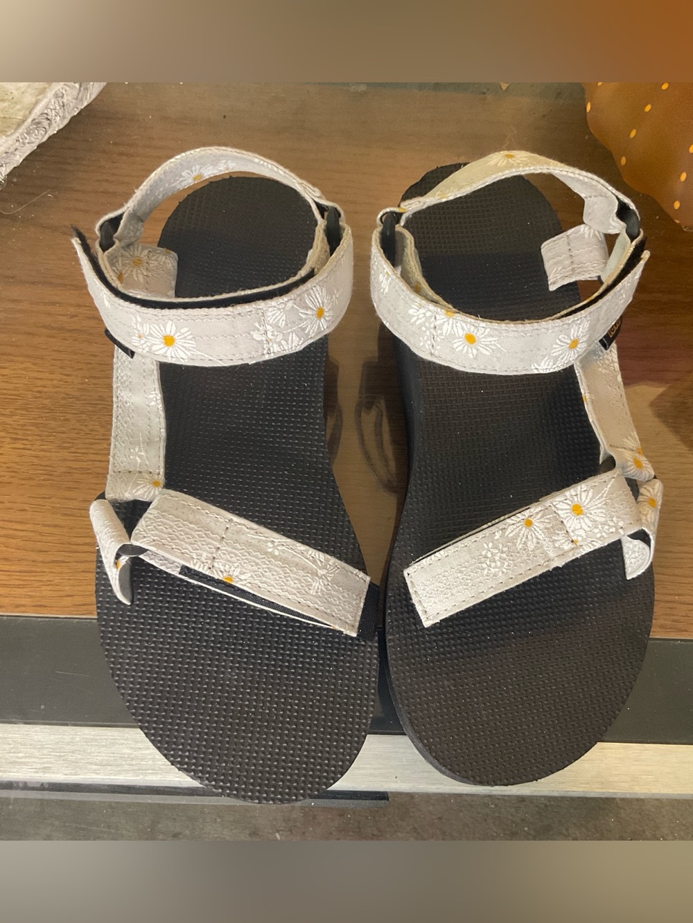 TEVA WOMENS FLATFORM UNIVERSAL GLORIOSA DAISY SANDALS 7 - Picture 4 of 7